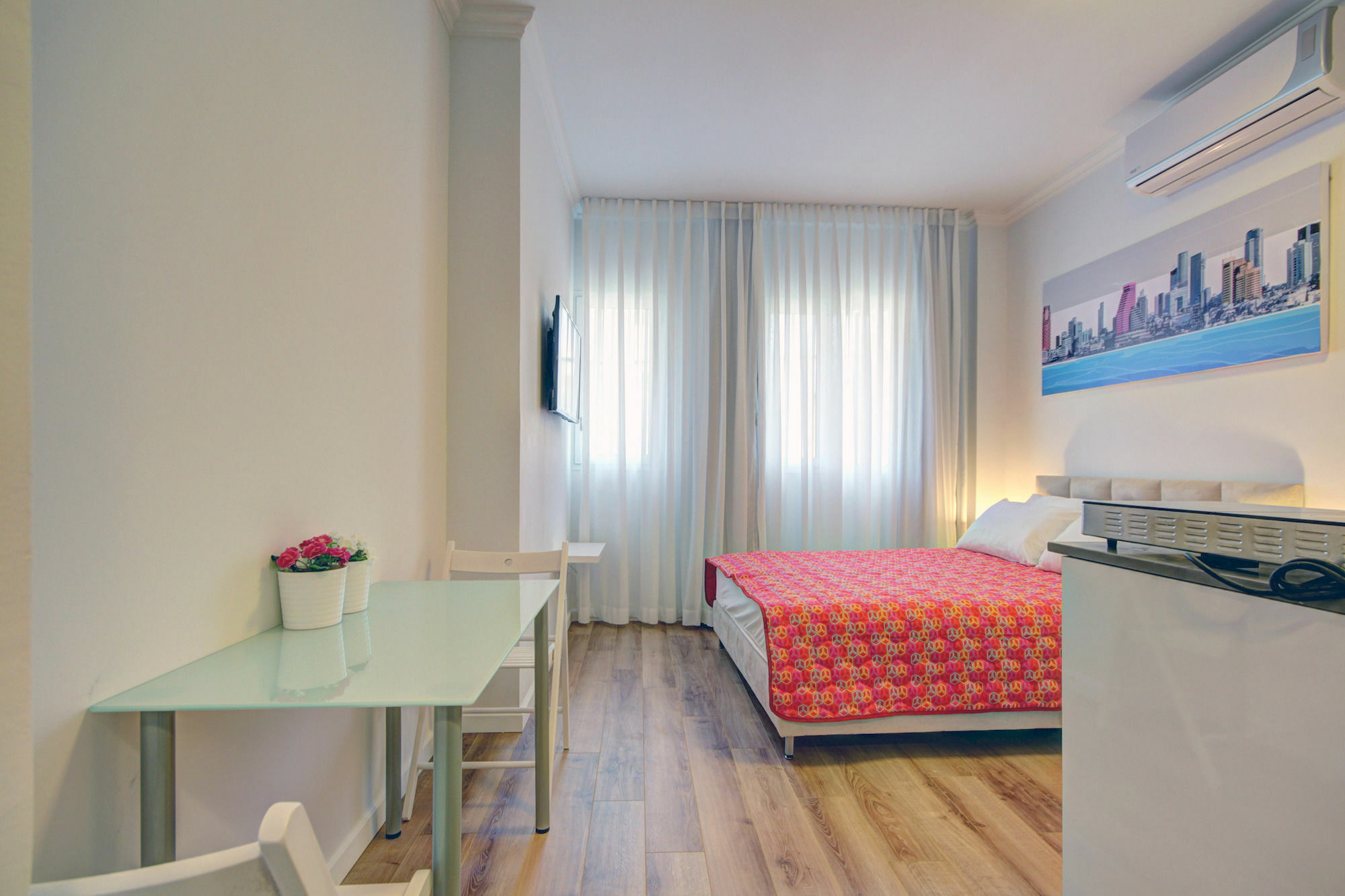 Geula Beach Tel Aviv Ngoại thất bức ảnh
