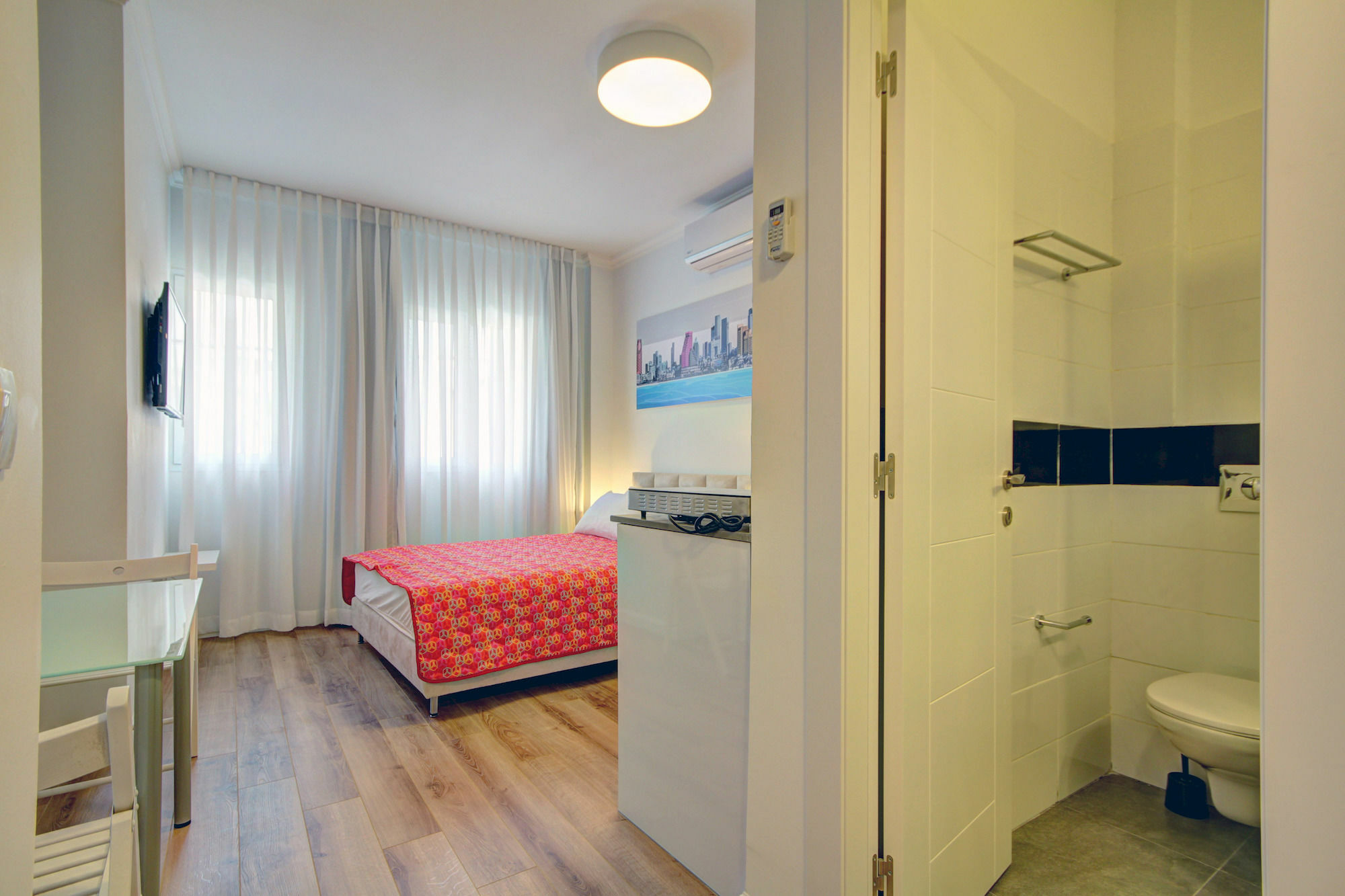 Geula Beach Tel Aviv Ngoại thất bức ảnh